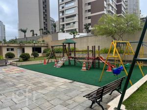 Image 21 - 931768