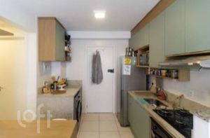Image 3 - 931773