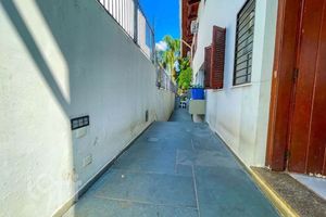 Image 81 - 931810