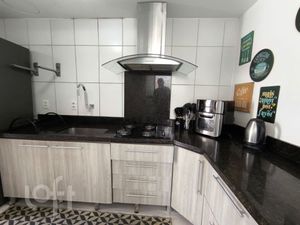 Image 12 - 931860