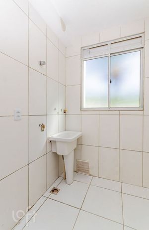 Image 7 - 931868