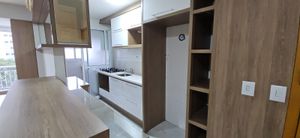 Image 3 - 931877