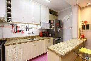 Image 33 - 931887