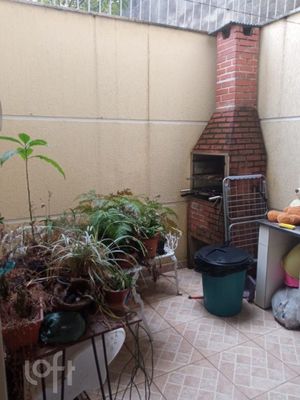 Image 9 - 931911