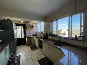 Image 4 - 931923