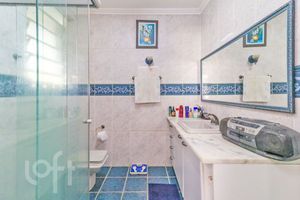 Image 30 - 931924