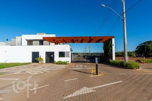 Image 17 - 931925