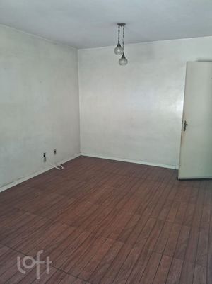 Image 3 - 931926