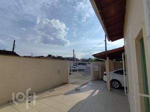 Image 12 - 931928