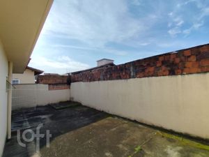 Image 14 - 931928