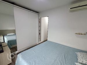 Image 31 - 931940
