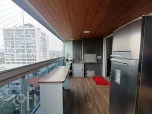 Image 4 - 931940