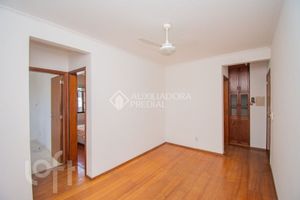 Image 1 - 931986