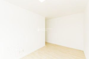 Image 13 - 931994
