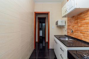 Image 13 - 932082