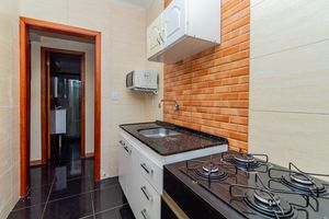 Image 14 - 932082