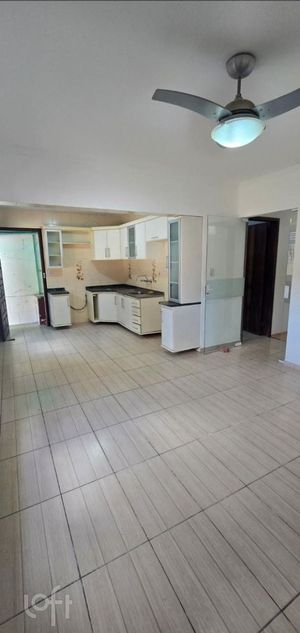 Image 7 - 932085
