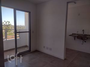 Image 4 - 932100