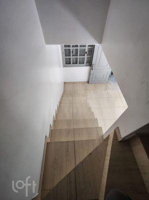 Image 14 - 932120