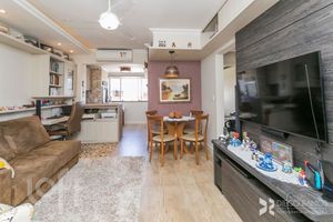 Image 39 - 932135