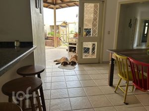 Image 3 - 932143