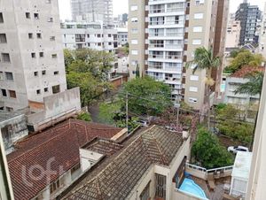 Image 12 - 932147