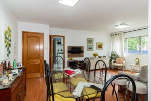 Image 3 - 932304