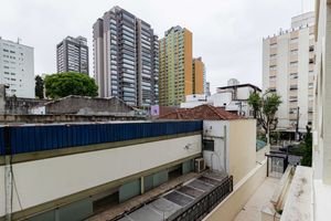 Image 18 - 932304