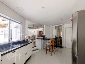 Image 8 - 932327