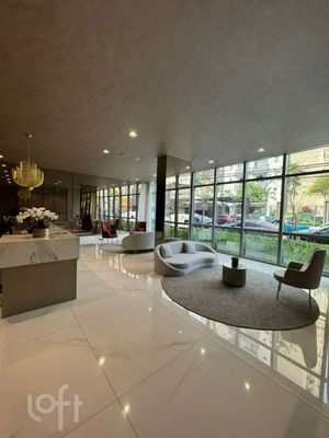 Image 16 - 932328