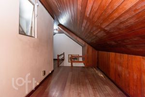 Image 4 - 932363