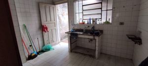 Image 9 - 932364