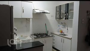 Image 3 - 932383