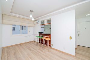 Image 1 - 932404