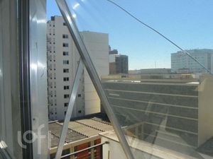 Image 13 - 932413