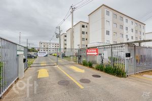 Image 25 - 932421