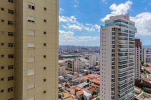 Image 33 - 932424