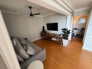 Image 3 - 932424