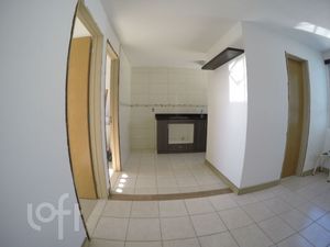 Image 4 - 932428