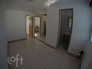 Image 1 - 932428