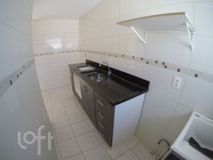Image 9 - 932428