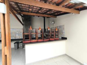 Image 25 - 932435