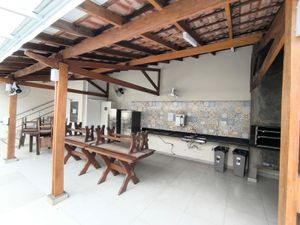 Image 15 - 932435