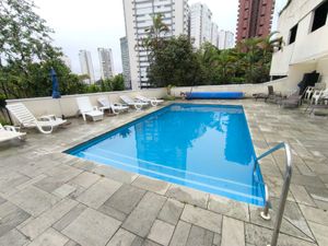 Image 29 - 932435