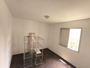 Image 3 - 932435