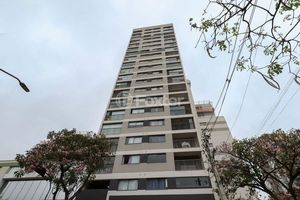 Image 8 - 932465