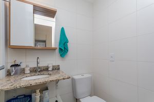 Image 5 - 932465