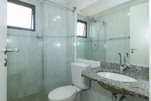 Image 13 - 932472