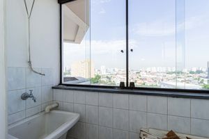 Image 27 - 932472