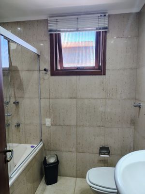 Image 3 - 932482